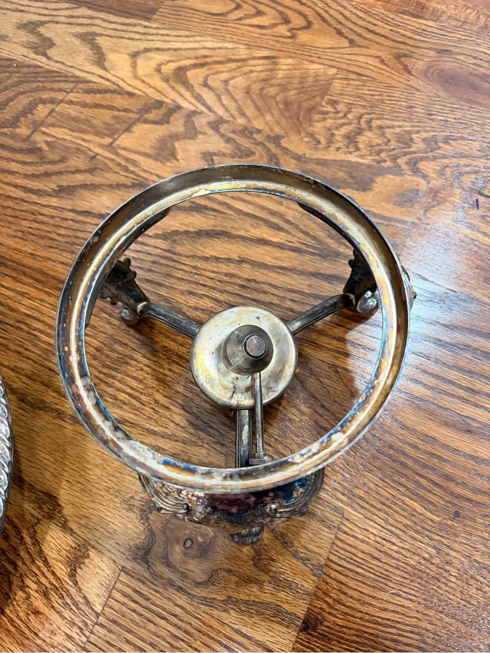 N/A decorative silver